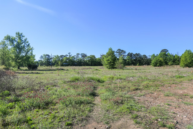 Country Village Apartments in Columbus, GA - Building Photo - Building Photo