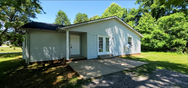 1485 Nichols Dr in Clarksville, TN - Building Photo - Building Photo