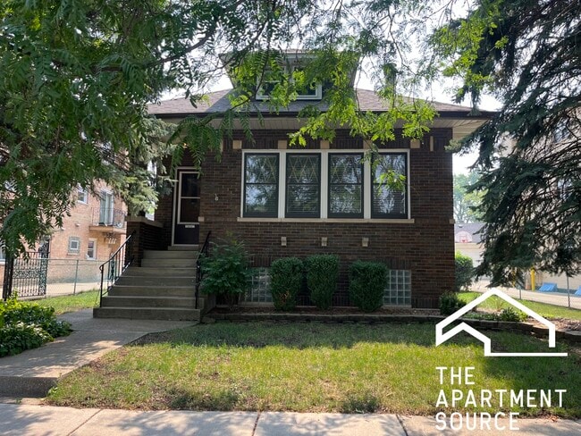 property at 6614 N Northwest Hwy