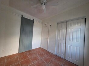 803 Selkirk St in West Palm Beach, FL - Building Photo - Building Photo