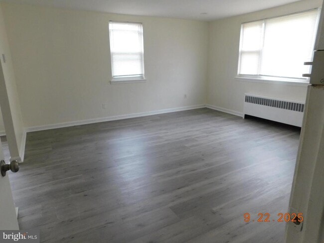 1916 Solly Ave in Philadelphia, PA - Building Photo - Building Photo