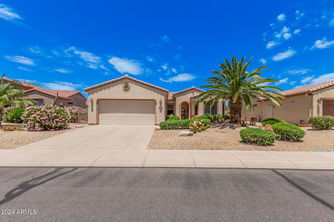 15448 W Moonlight Way in Surprise, AZ - Building Photo