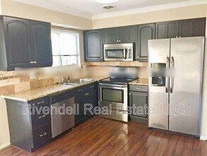 2295 S Norfolk St in Aurora, CO - Building Photo - Building Photo