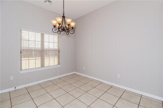 1012 Kelsi Dr in Moore, OK - Building Photo - Building Photo