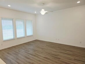 712 Roanoke Dr in Princeton, TX - Building Photo - Building Photo