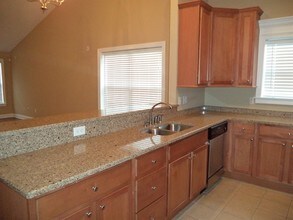 1750 Bonnie Roach Ln in Knoxville, TN - Building Photo - Building Photo