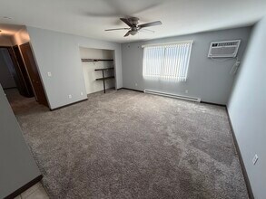 350 N Birch St in Manteno, IL - Building Photo - Building Photo