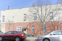 6721 Forest Ave in Ridgewood, NY - Building Photo - Building Photo