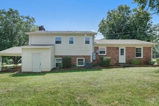 4000 Will Doskey Ct in Greensboro, NC - Building Photo - Building Photo