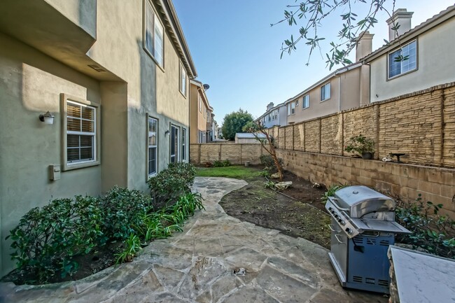 721 High Ln in Redondo Beach, CA - Building Photo - Building Photo