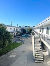 ANZA 2 (Auldin Arms) in Torrance, CA - Building Photo - Interior Photo