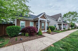 657 Constitution Dr in Bowling Green, KY - Building Photo - Building Photo