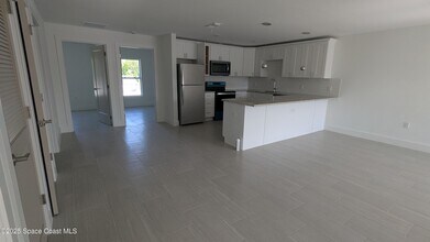 1605 Par St NE in Palm Bay, FL - Building Photo - Building Photo