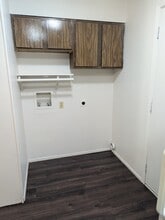 1800 Romack Ct, Unit B in Arlington, TX - Building Photo - Building Photo