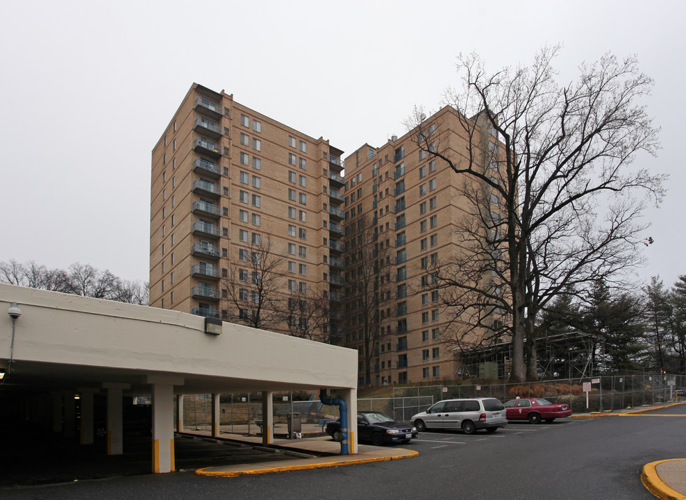 Park Montgomery in Silver Spring, MD - Building Photo