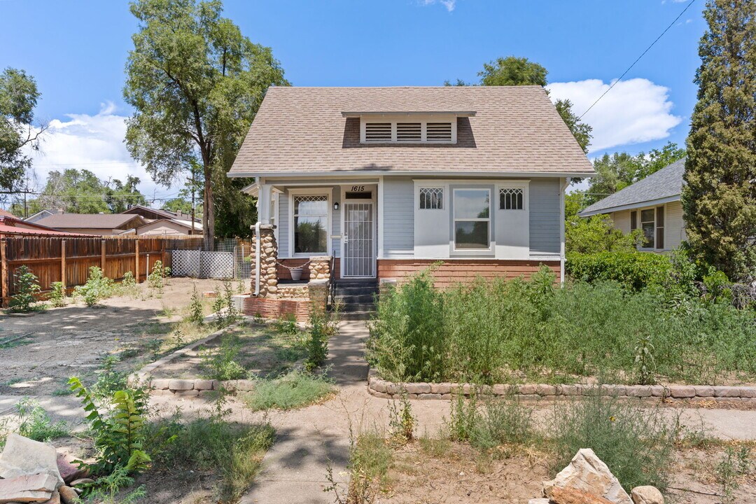 1615 E 9th St in Pueblo, CO - Building Photo