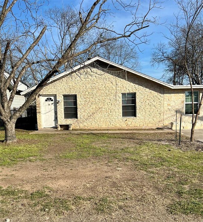 10609 Turner Dr in Austin, TX - Building Photo - Building Photo