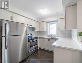 80 Nearco Cresent in Oshawa, ON - Building Photo - Building Photo