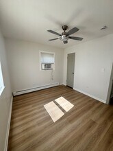 6043 74th Ct in Summit, IL - Building Photo - Building Photo