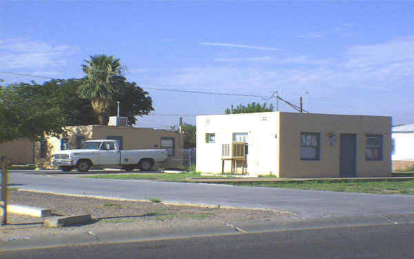 Free first month! Welcome to Turney Cottage in Phoenix, AZ - Building Photo