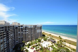 5000 N Ocean Dr in Sea Ranch Lakes, FL - Building Photo - Building Photo