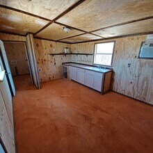 413 Rails St in Bennington, OK - Building Photo - Building Photo