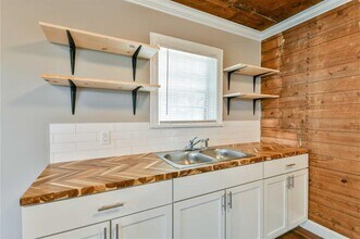 4613 Schroeder St in Houston, TX - Building Photo - Building Photo
