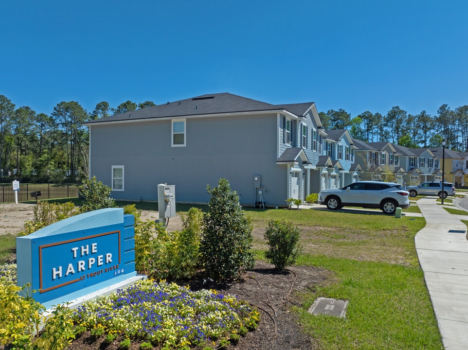The Harper at Trout River in Jacksonville, FL - Foto de edificio