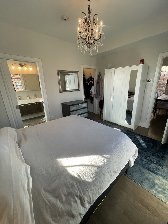 215 Fifth Ave in Pelham, NY - Building Photo - Building Photo