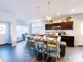 1610 Ellis Blvd NW in Cedar Rapids, IA - Building Photo