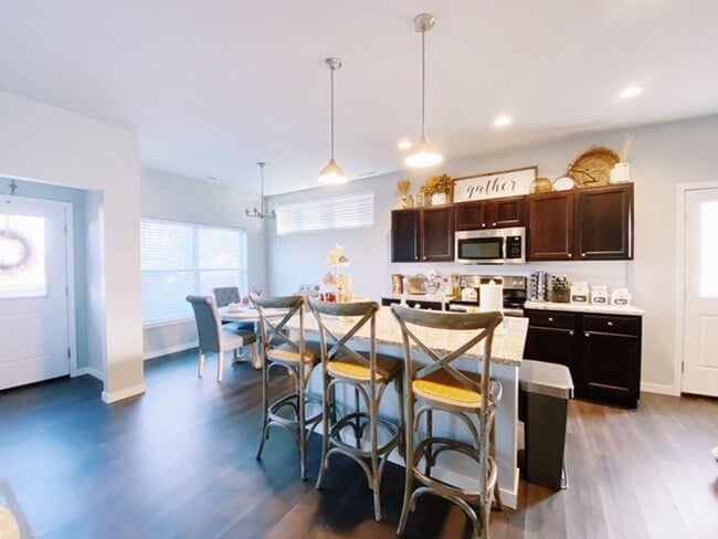 property at 1610 Ellis Blvd NW