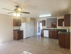 6548 Ancients Rd NW in Albuquerque, NM - Building Photo - Building Photo