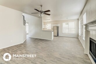 715 S Parks Dr in Desoto, TX - Foto de edificio - Building Photo