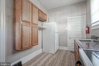 37 Carroll Ave in Monroe, NJ - Building Photo - Building Photo