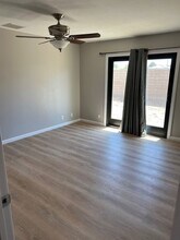 922 Roosevelt St in Ridgecrest, CA - Building Photo - Building Photo