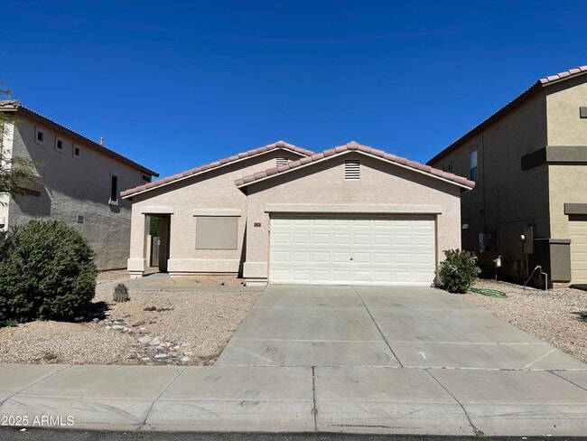 property at 1426 E Avenida Isabella