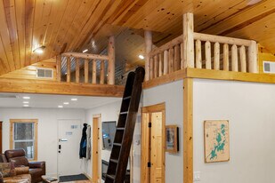 306 Waverly St in Spring Grove, IL - Building Photo