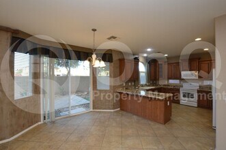 4164 E Milky Way in Gilbert, AZ - Building Photo - Building Photo