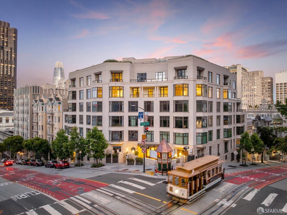 875 California St in San Francisco, CA - Foto de edificio