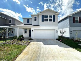 3358 Alexander Dr in Lake Wales, FL - Building Photo