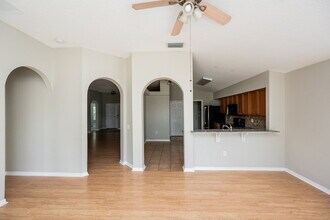 12019 Butler Woods Cir in Riverview, FL - Building Photo - Building Photo