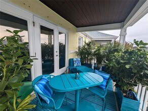 5011 Starfish Dr SE in St. Petersburg, FL - Building Photo - Building Photo