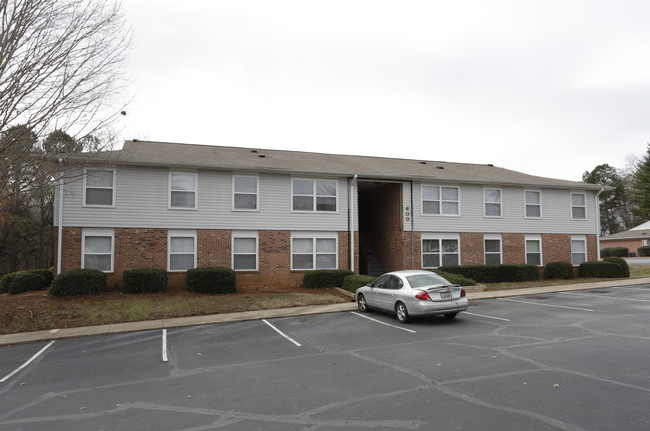 Creekwood Village in Clemson, SC - Building Photo - Building Photo