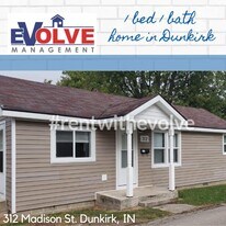 312 Madison St in Dunkirk, IN - Building Photo