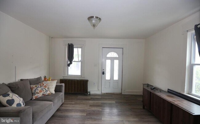 114 Ellis St in Glassboro, NJ - Building Photo - Building Photo