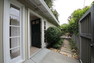122 Baltimore Ave in Larkspur, CA - Building Photo
