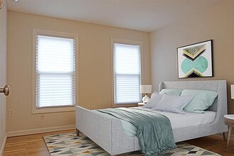 162 Broadway, Unit 8u in Somerville, MA - Foto de edificio - Building Photo
