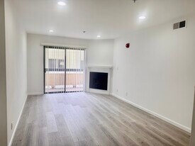Clark Drive Apartments in Los Angeles, CA - Building Photo