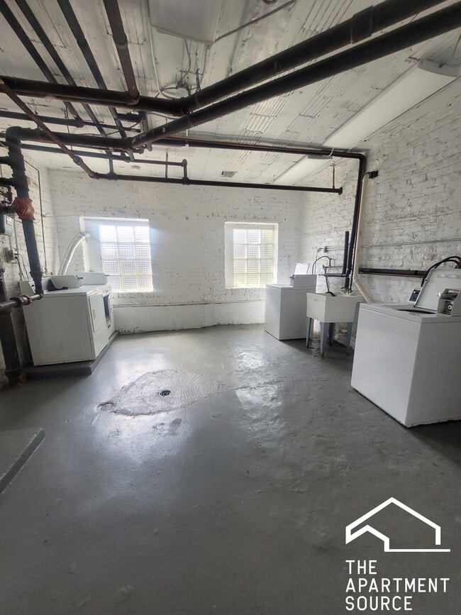 property at 1717 W North Shore Ave