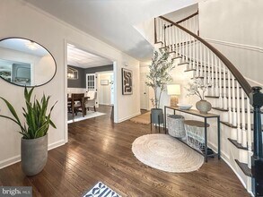 11312 Lafferty Ln in Fairfax, VA - Building Photo - Building Photo